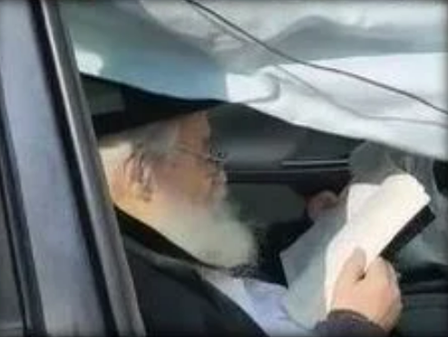 עם כריות אוויר | תיעוד של הרב נבנצל כבש את הרשת