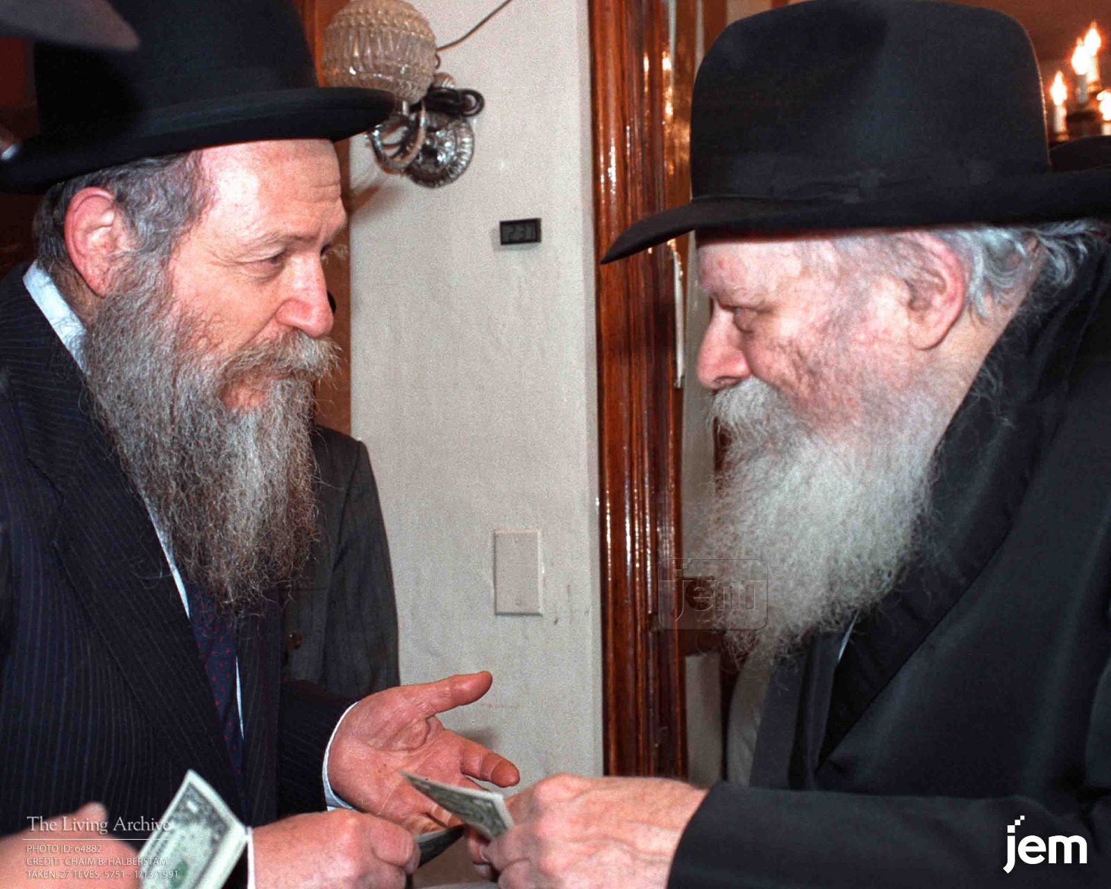צפו בתיעוד: כשהרב דרוקמן פגש את הרבי מליובאוויטש