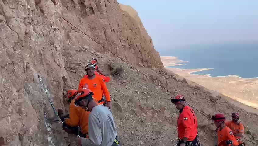 WhatsApp Video 2022-12-31 at 18.58.23