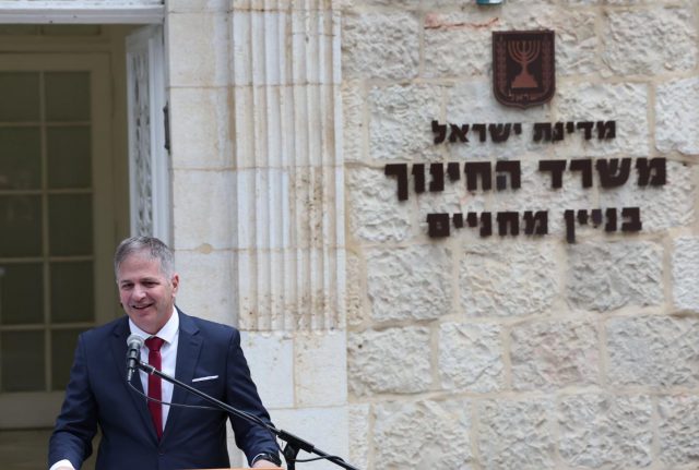 "נשיב את המקצועות האלה לתוכניות ההוראה בבגרויות"