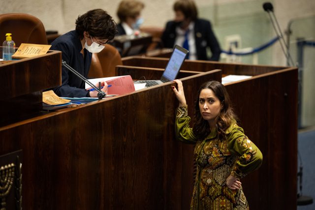 ח"כ מאי גולן. לא ברור אם תמונה לסגנית שר