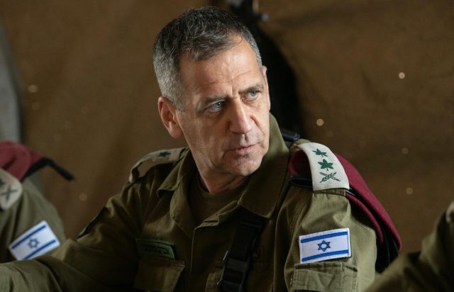 אביב כוכבי