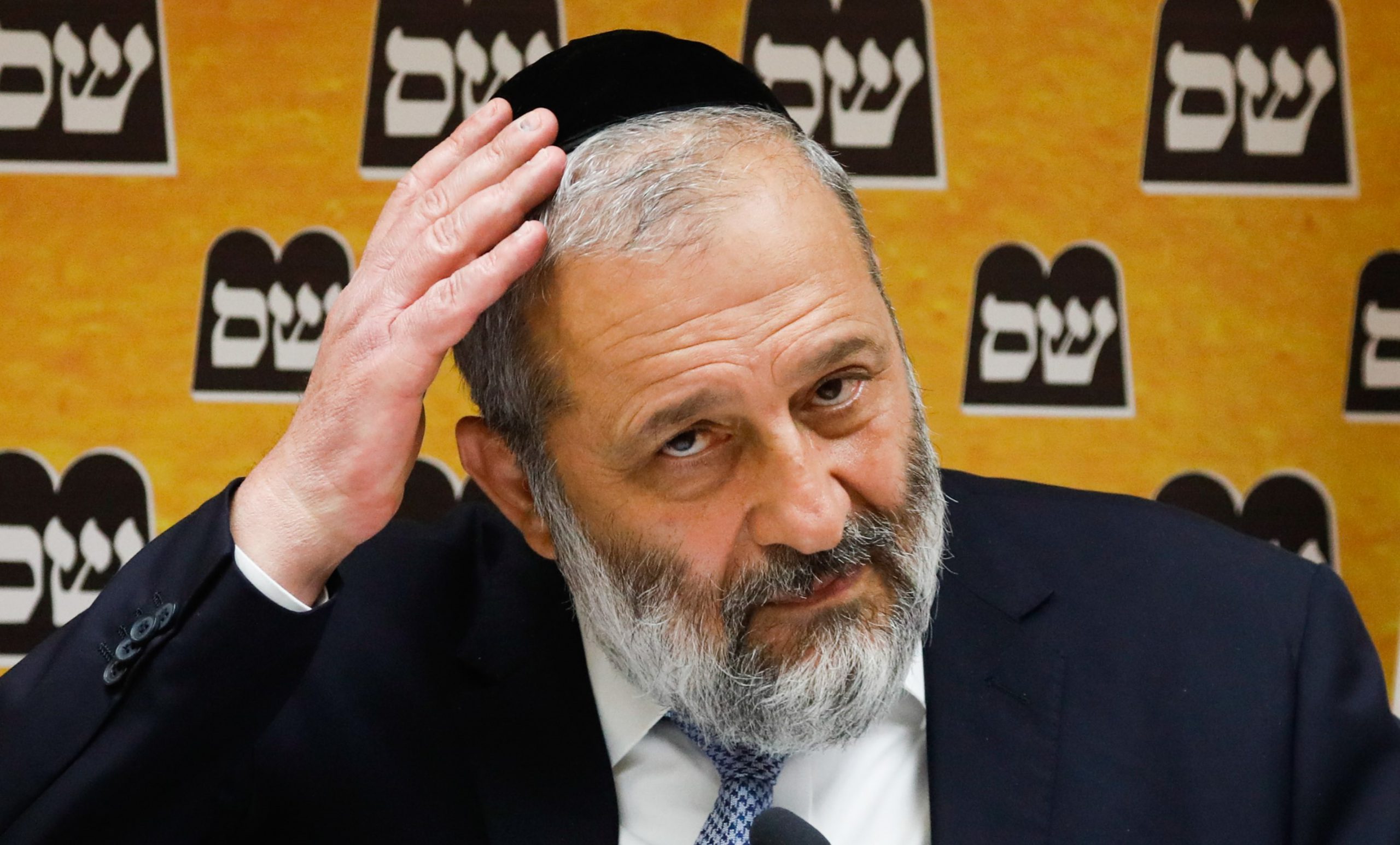ברשת זועמים על דרעי: "החיוך הזחוח שעל פניך יימחק"