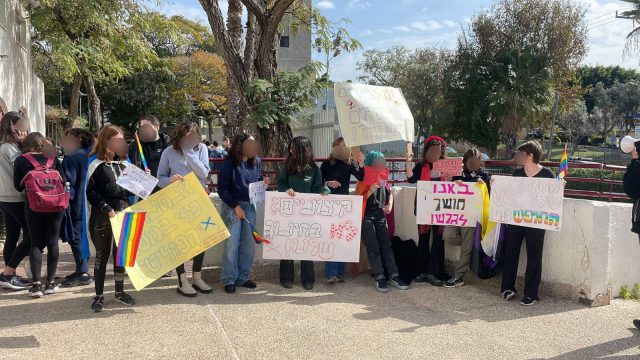 מאות תלמידים שבתו: ״לא נשתוק מול הפיכה משטרית״