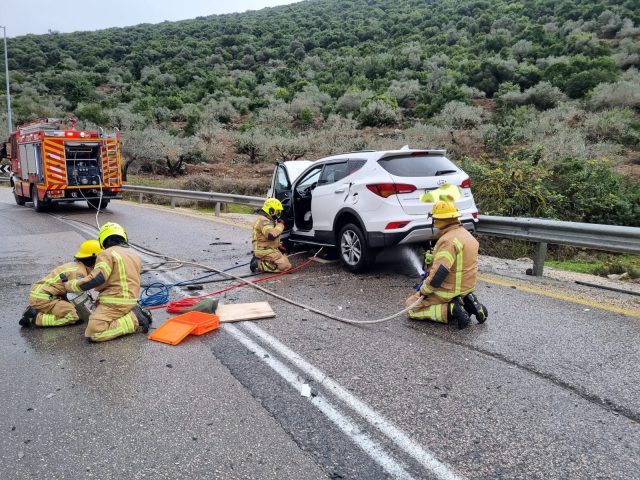 בלוני גז נפלו ממשאית כתוצאה מתאונה עם רכב