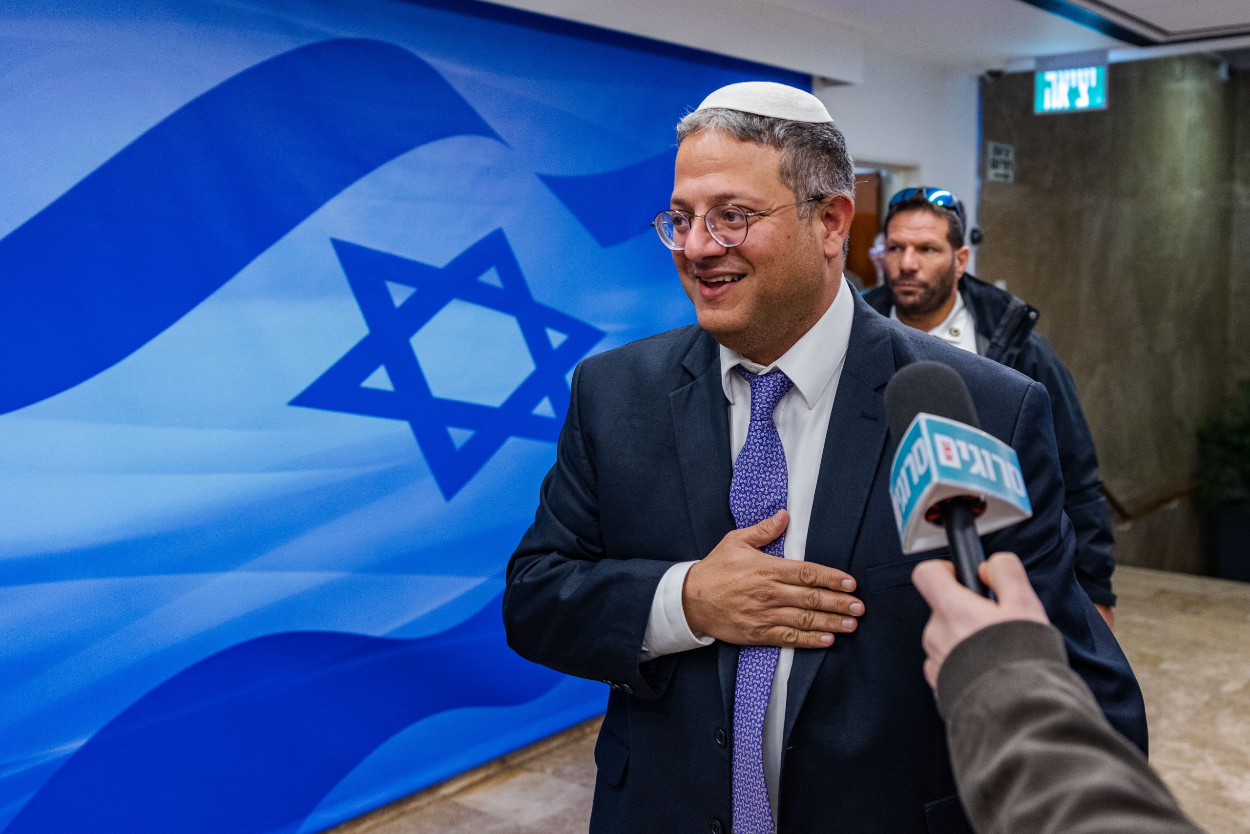 בן גביר: מודה למפכ"ל על שנים של שירות למדינה