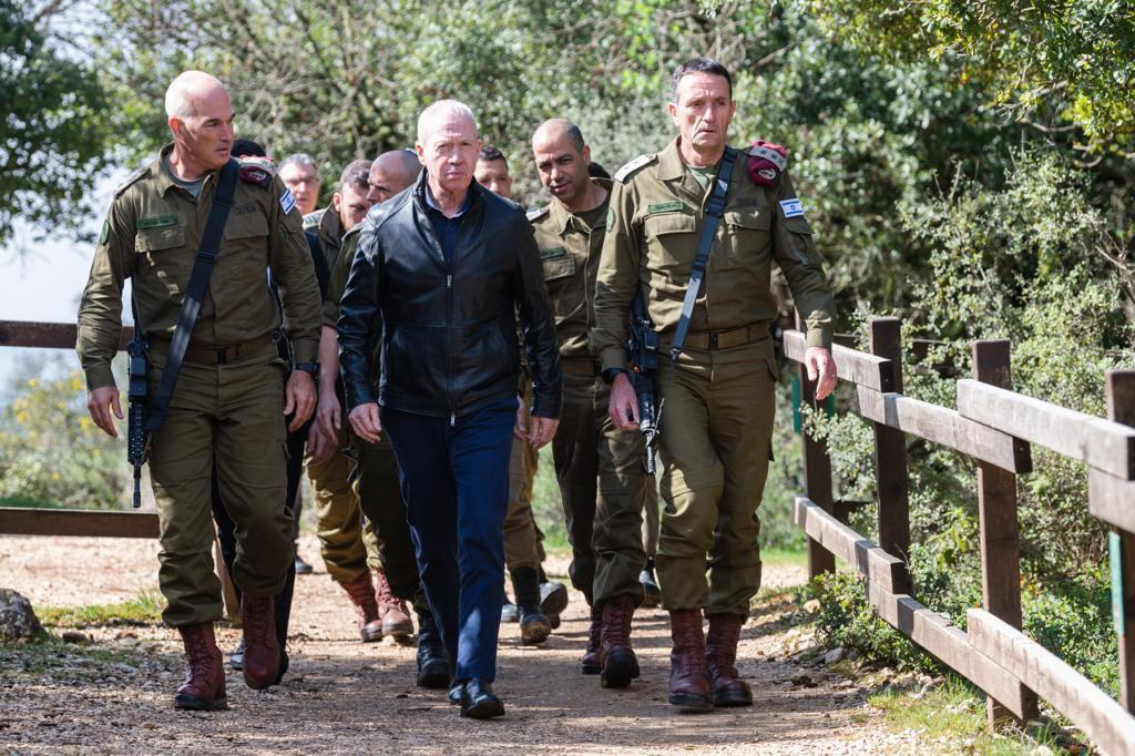 גלנט בצפון: ״מי שאחראי לפיגוע, יתחרט על כך"