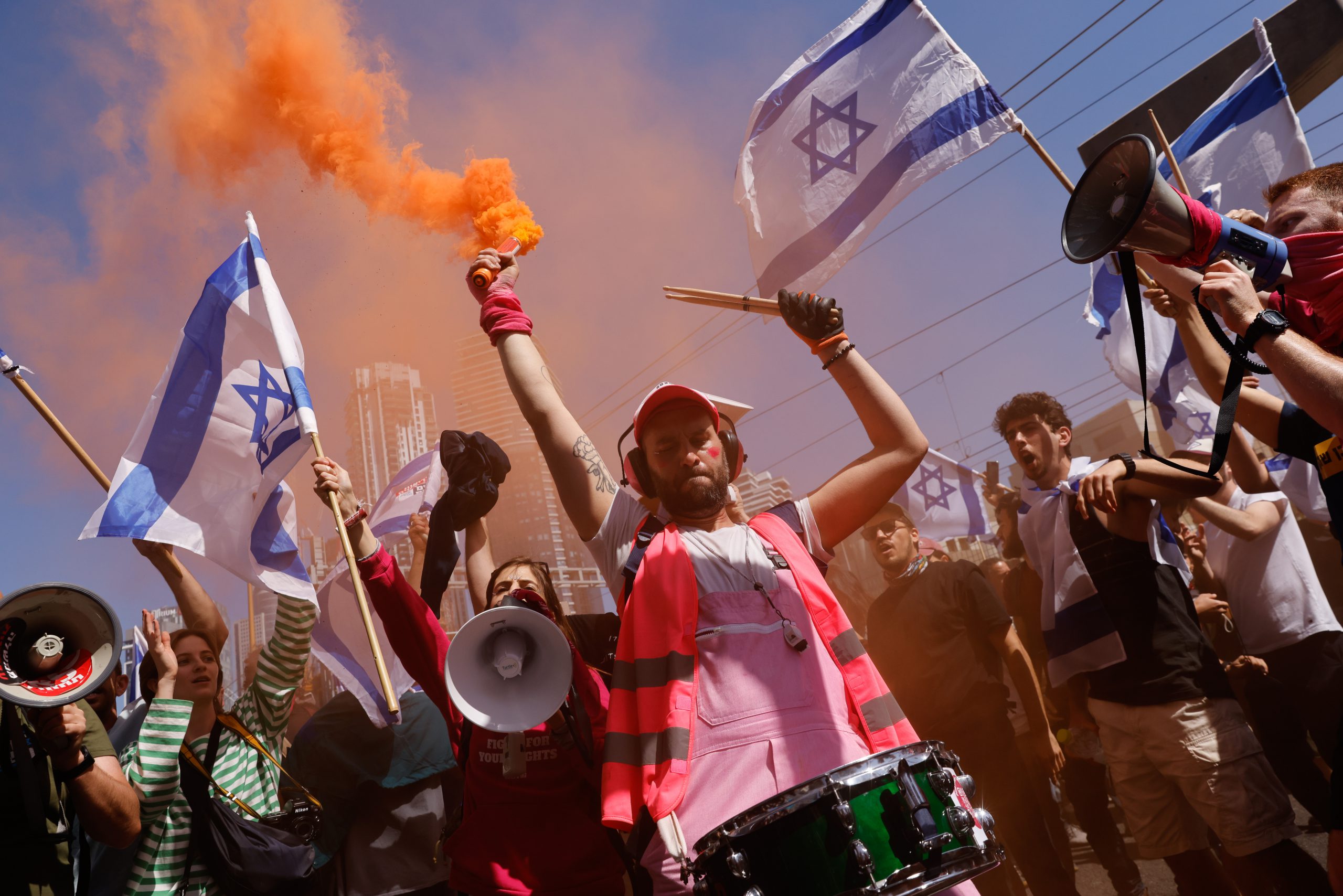 ביטול עצמאות מערכת המשפט הוא גזירת שמד