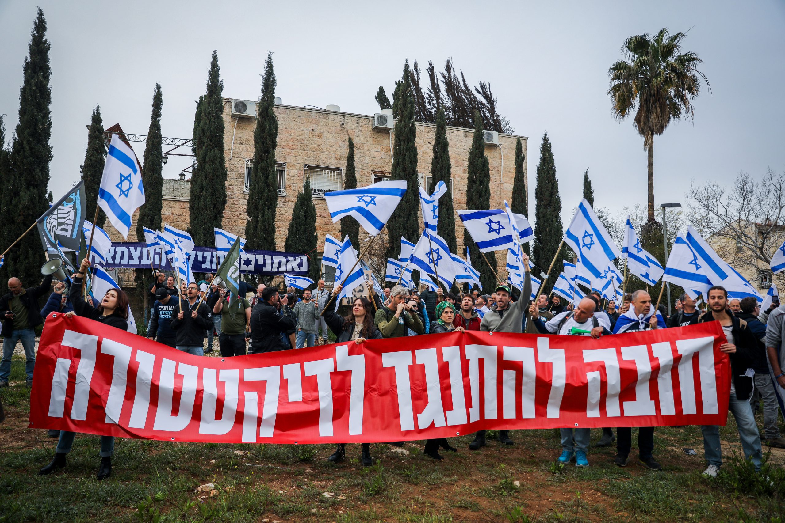 מה ניסית להשיג? | איגרת תגובה לרב יואל בן-נון