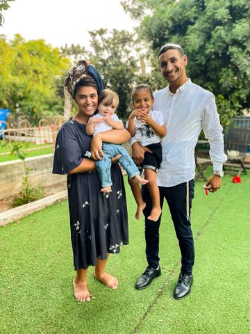 חולמים בספרדית: המשפחה שחזרה לשליחות באורוגוואי