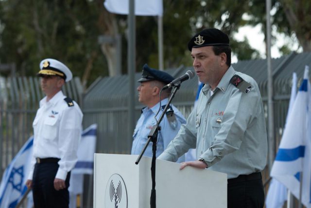 דו"צ הנכנס: "להרחיק את הפוליטיקה מצה"ל"