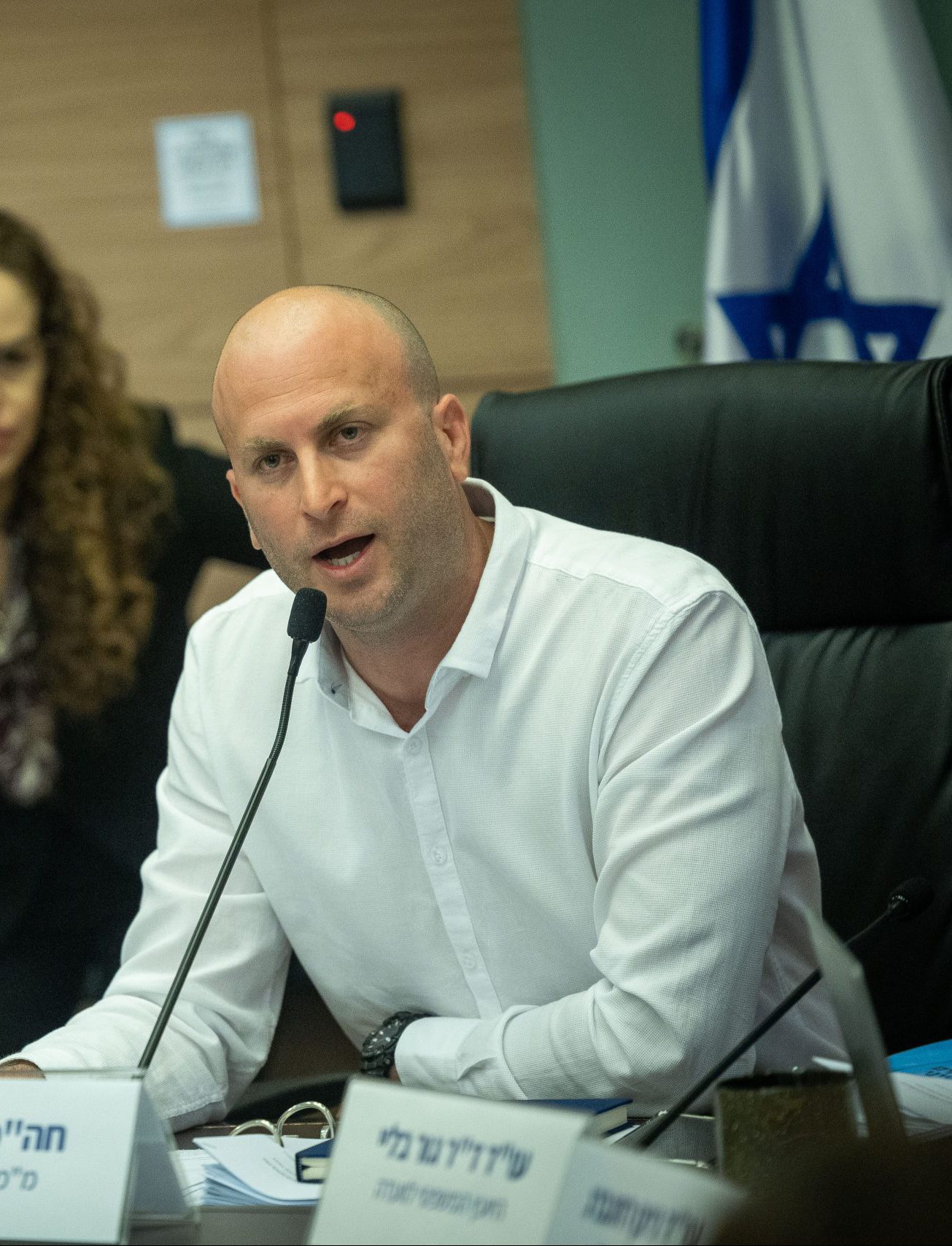 חה"כ קרויזר בהפגנת הימין: "נעביר את הרפורמה"