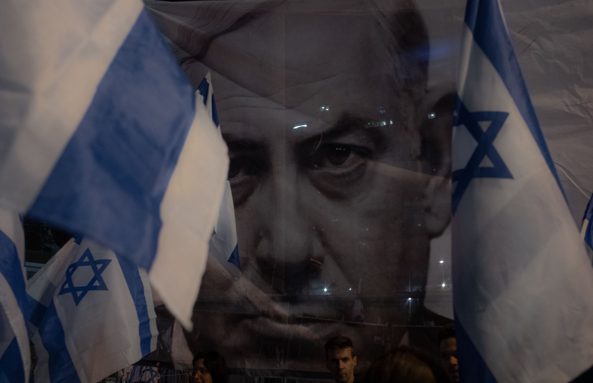 משהו נשבר פה