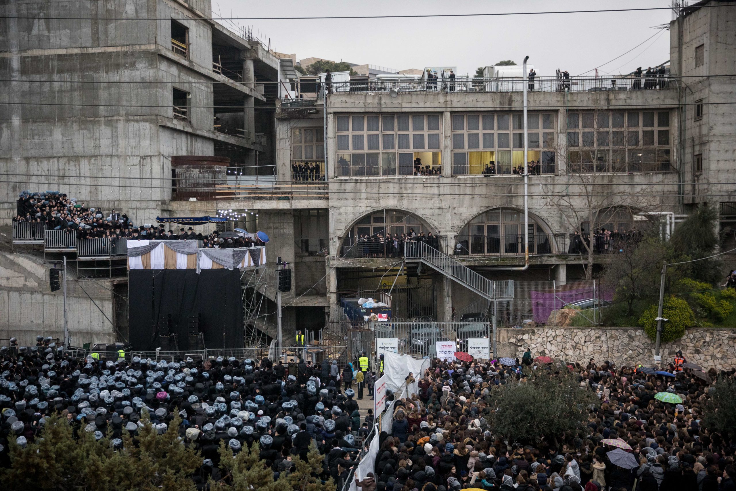 מה קורה בחסידות גור? מחירו של משטור חברתי ורעיוני
