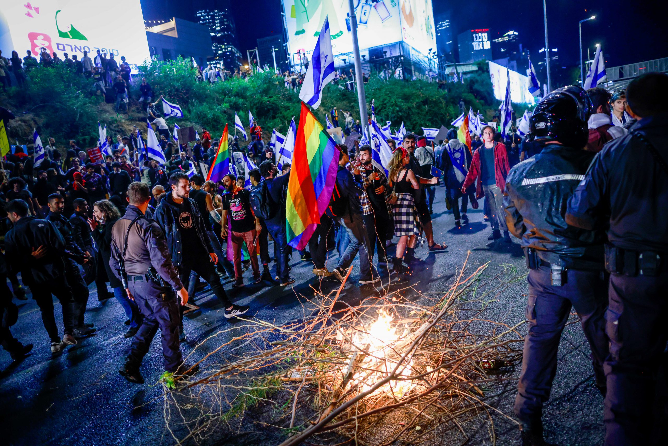 מהי מדיניות האכיפה. מדורה באיילון