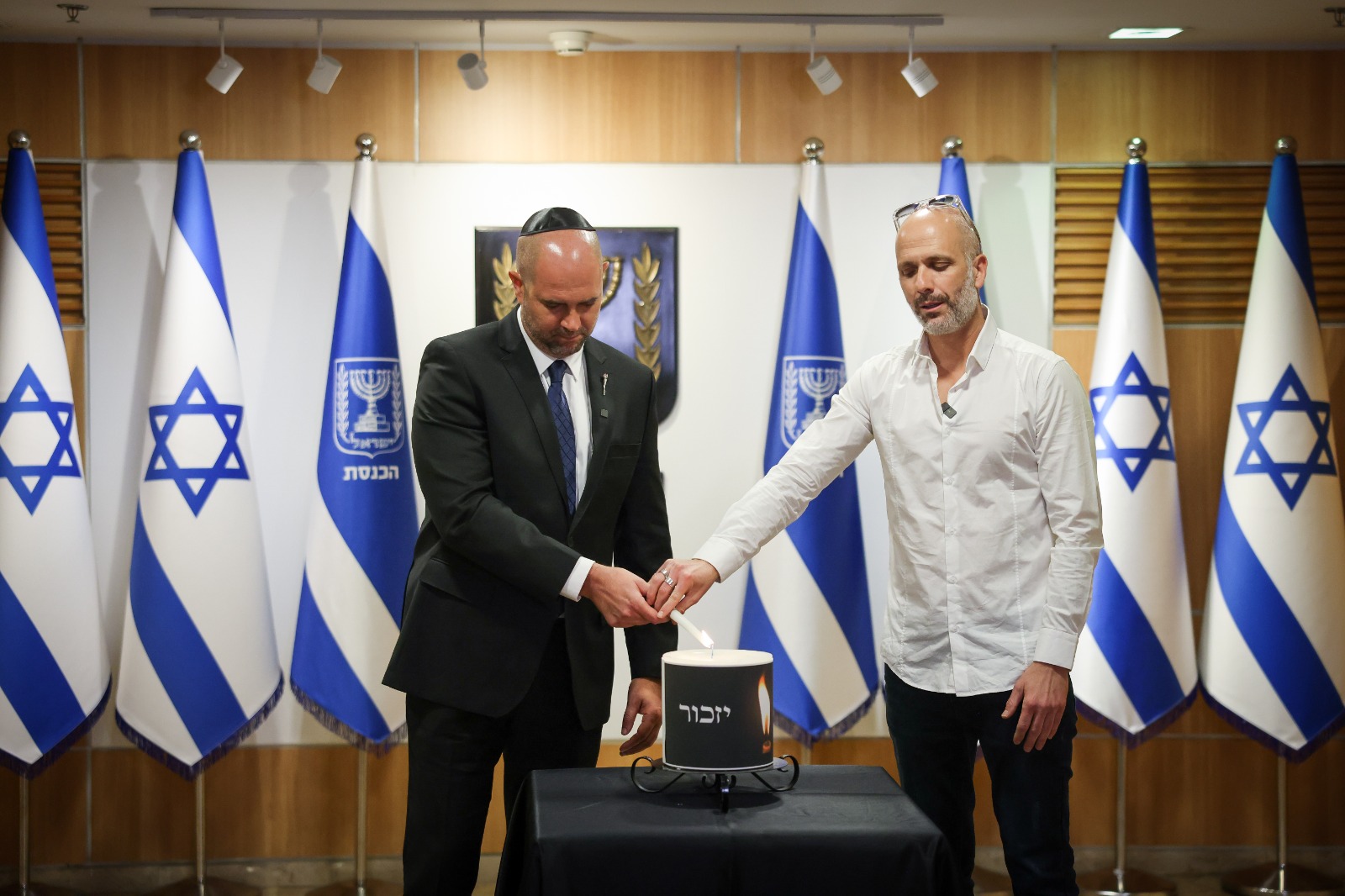 האח השכול בטקס בכנסת: 'אני עומד היום בחיל ורעדה'