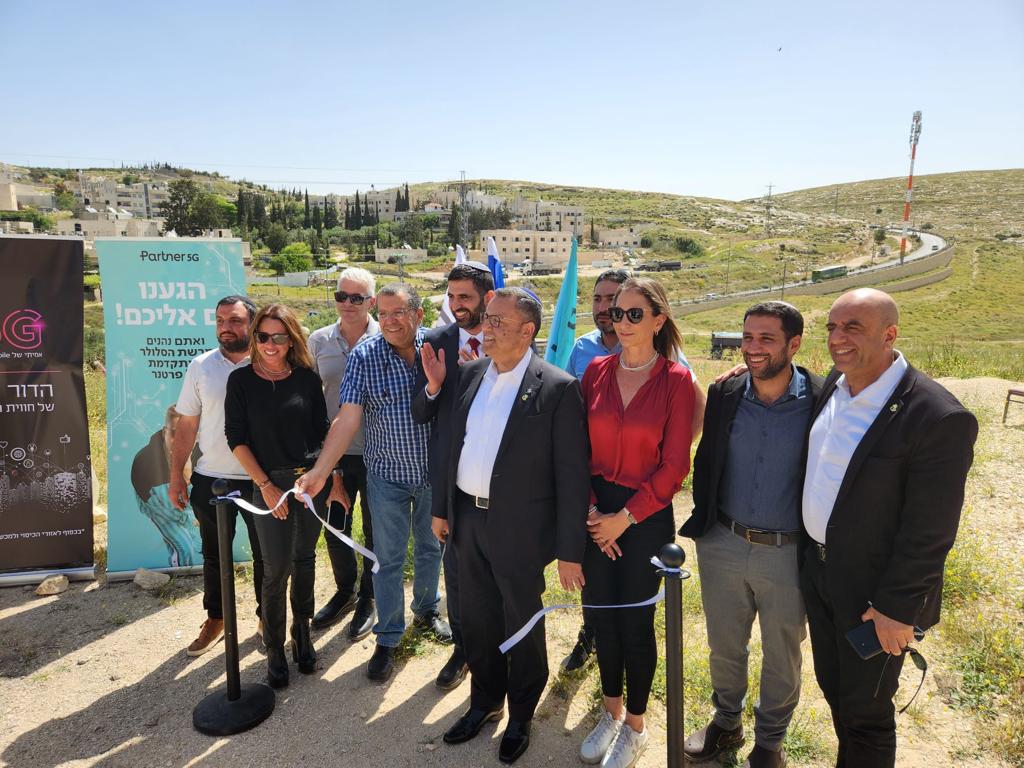 פרטנר והוט מובייל משיקות אתר דור 5 בהר חומה