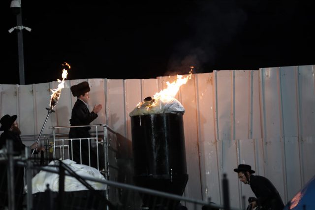 גלריה: ההדלקה הראשונה במירון ל"ג בעומר תשפ"ג