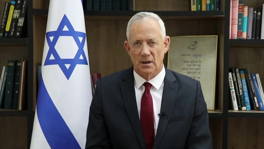 בני גנץ מאיים על נתניהו
