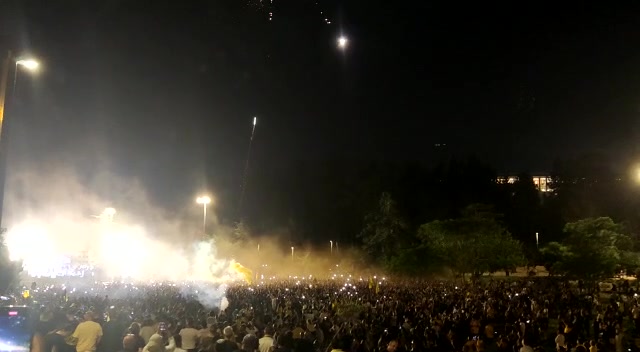 ירי זיקוקים טקס הנפת גביע המדינה