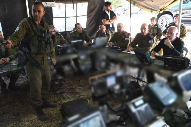 גלנט: "שומע את אויבינו, לכל נשק – יש לנו מענה"