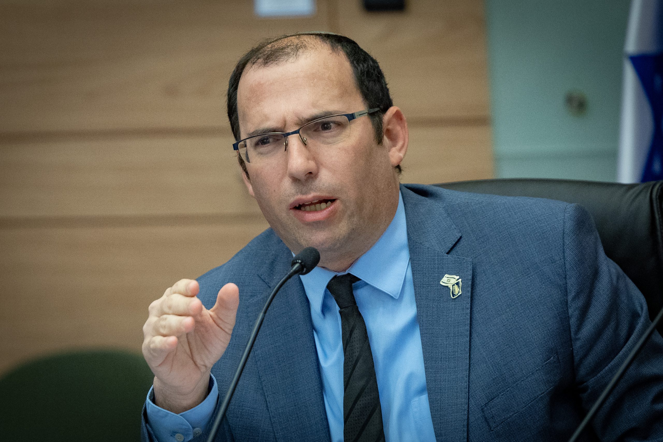 רוטמן: להדיח את אנשי שגרירות ישראל בצרפת