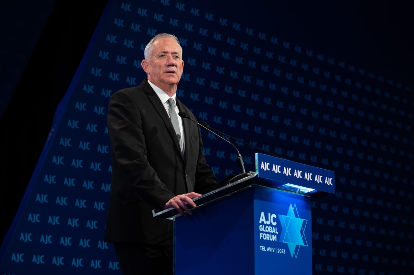 גנץ: "קרובים יותר מאי פעם לצורך לפעול מול איראן"