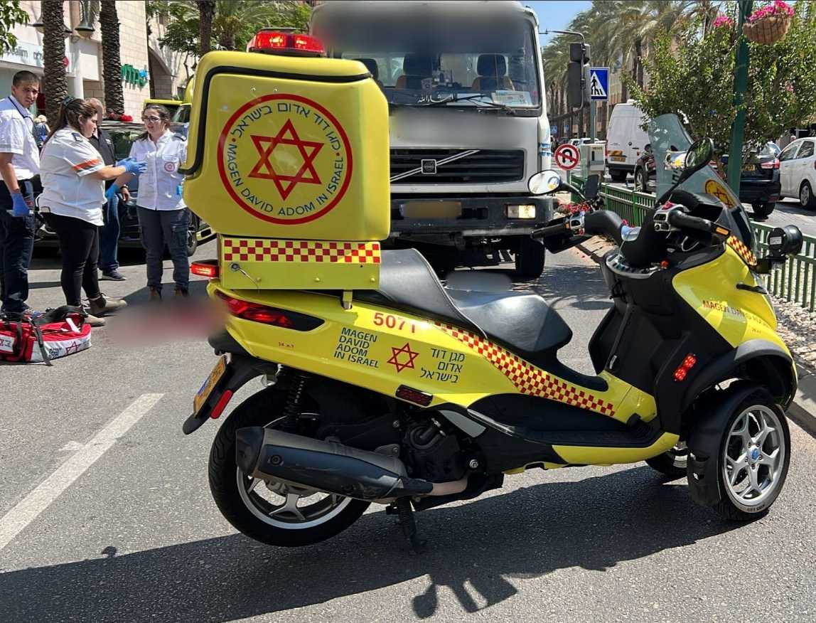 הולכת רגל נהרגה מפגיעת משאית בראשון לציון