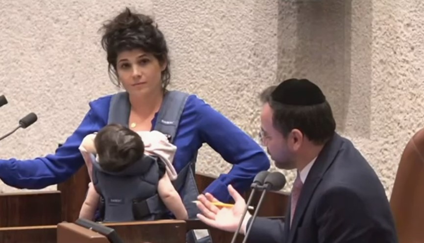 יועמ"שית הכנסת עונה להשכל: "במליאה יש כללים"