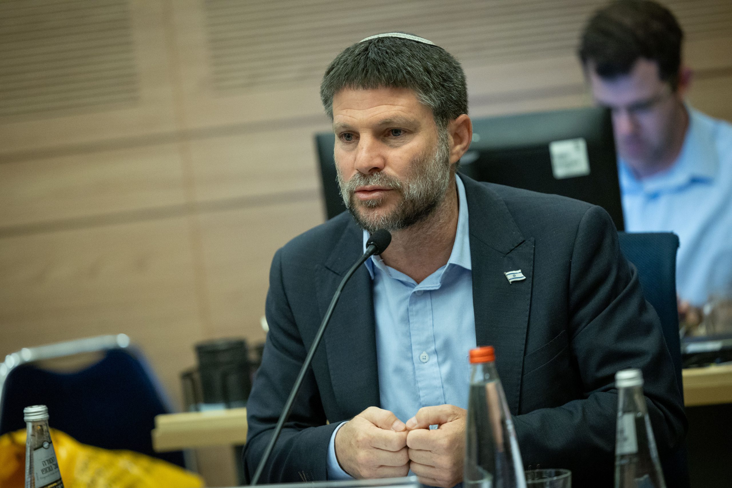 'יש צרכים חשובים מהכספים הפוליטיים של רע"מ'