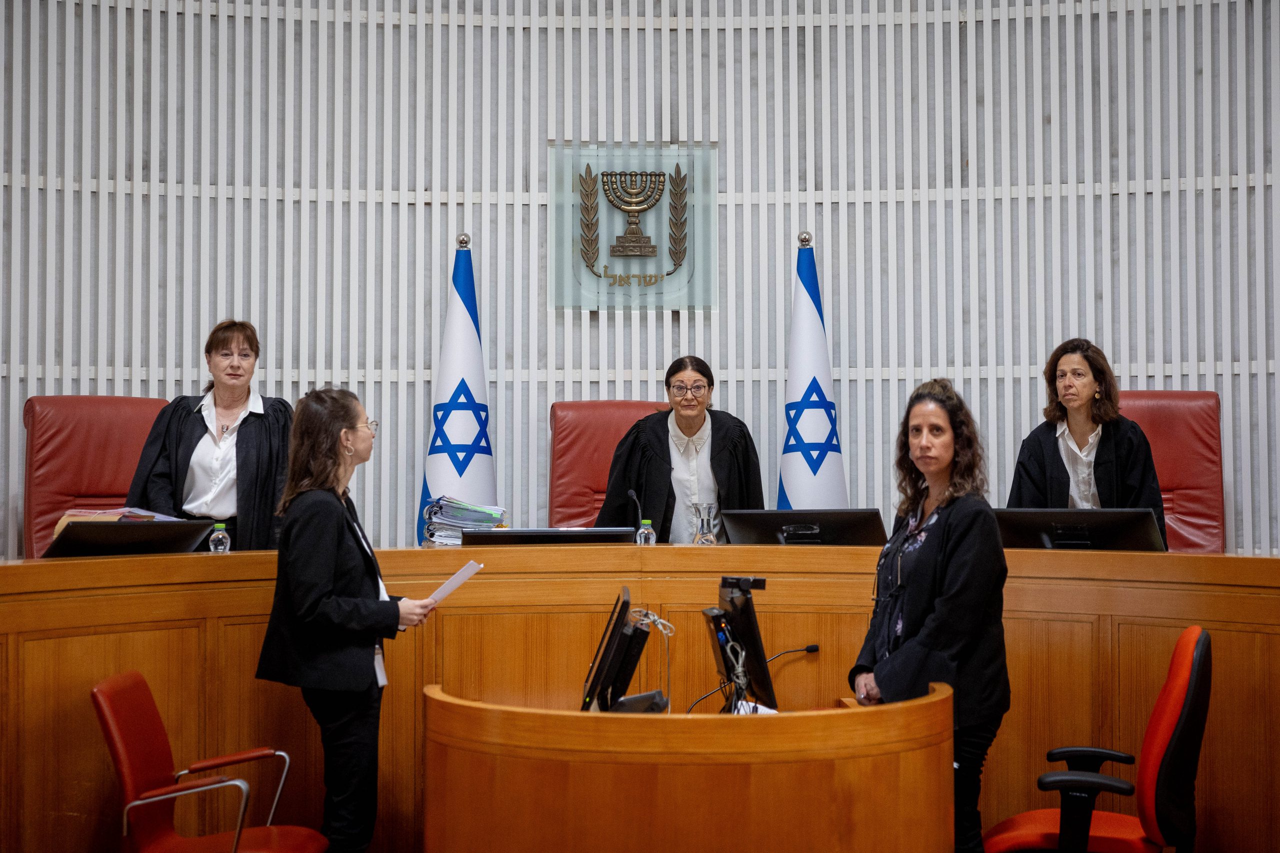 ידיד בית המשפט: 'אם תרצו' הגישה עתירה להצטרף לדיון