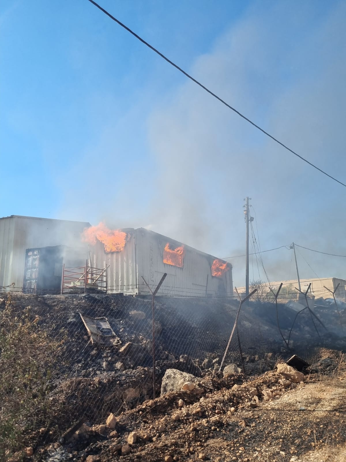 שריפה פרצה בבא"ח כפיר; סכנה למאגרי תחמושת