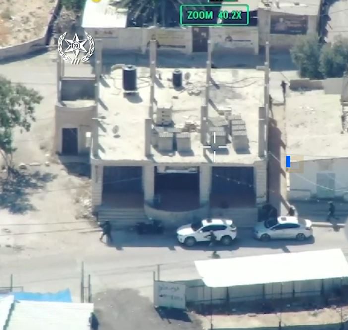 תיעוד דרמטי: כוחות מיוחדים עצרו חשוד בפיגוע