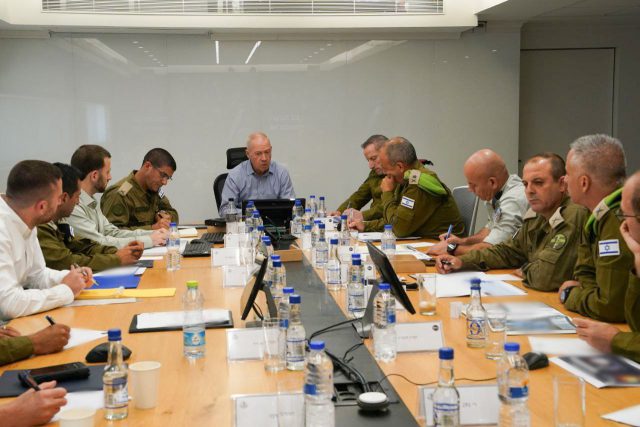 גלנט לראשי המועצות: מעריך את הגיבוי שלכם