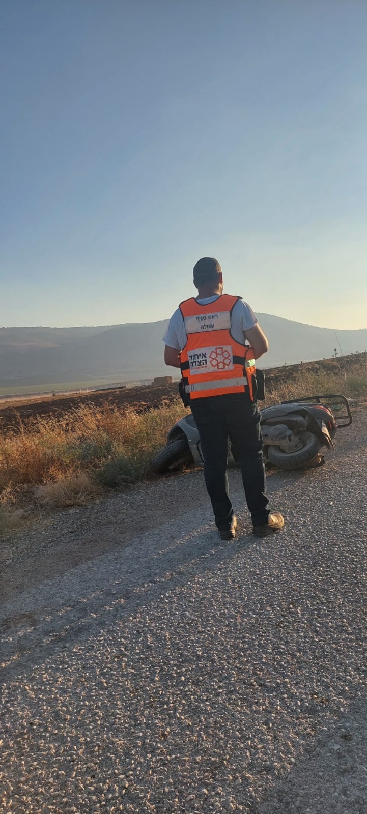רוכב קטנוע החליק סמוך לקיבוץ תל יוסף, מצבו קשה