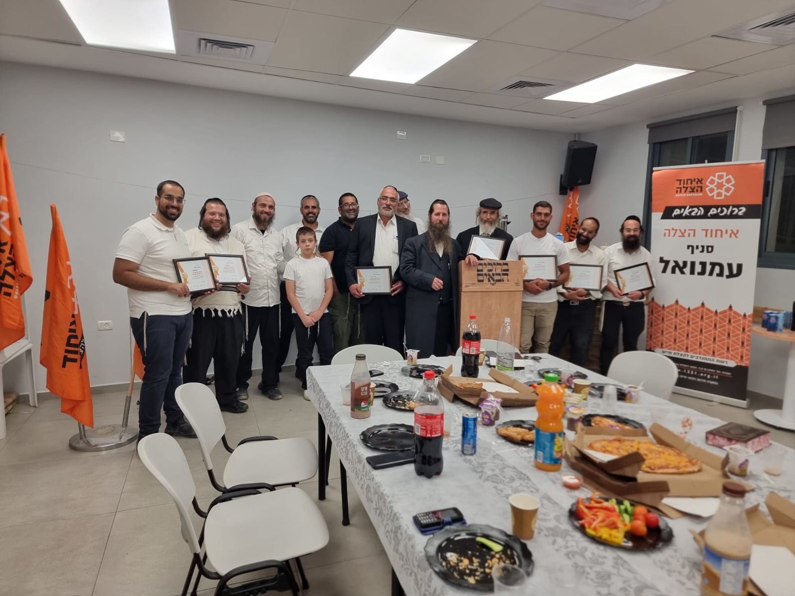 מרגש: הילד שטבע פגש את החובשים שהצילו אותו