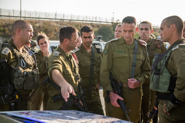 צפו | הרמטכ"ל הגיע לזירת הפיגוע: "נפיק לקחים"