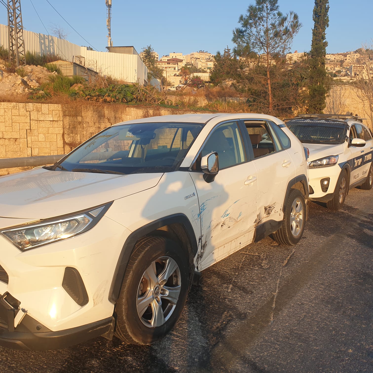 תיעוד: המשטרה במרדף אחרי גנב רכב פלסטיני
