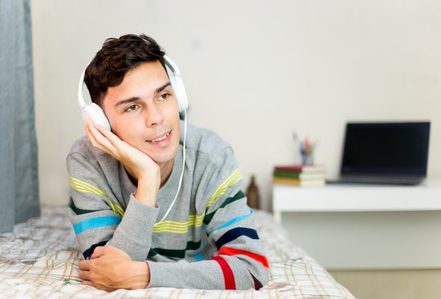 "דיכאון חגים": למה זה קורה ואיך להימנע? | מומחית מסבירה