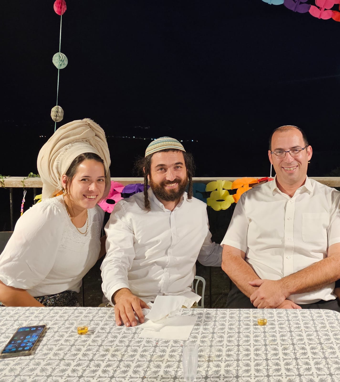 בגלל כיסוי ראש: התגובות הקשות נגד אשת הח"כ