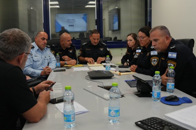 המפכ"ל: "להימנע מהפצת מידע כוזב"