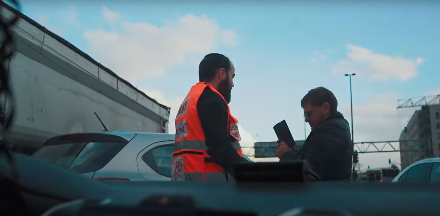 מלאכים בכתום: איחוד הצלה בקריאה דחופה לאזרחים