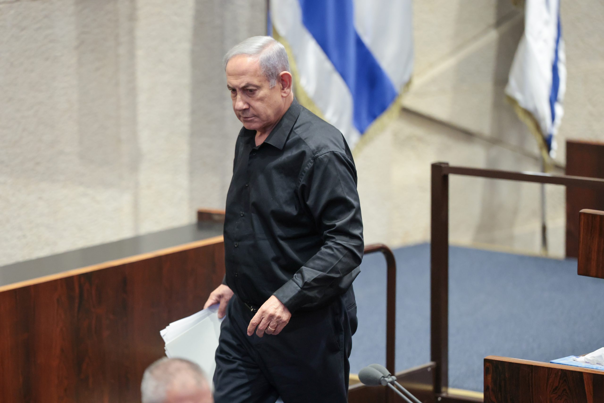 נתניהו חייב לפנות את מקומו כי הוא אינו דובר אמת