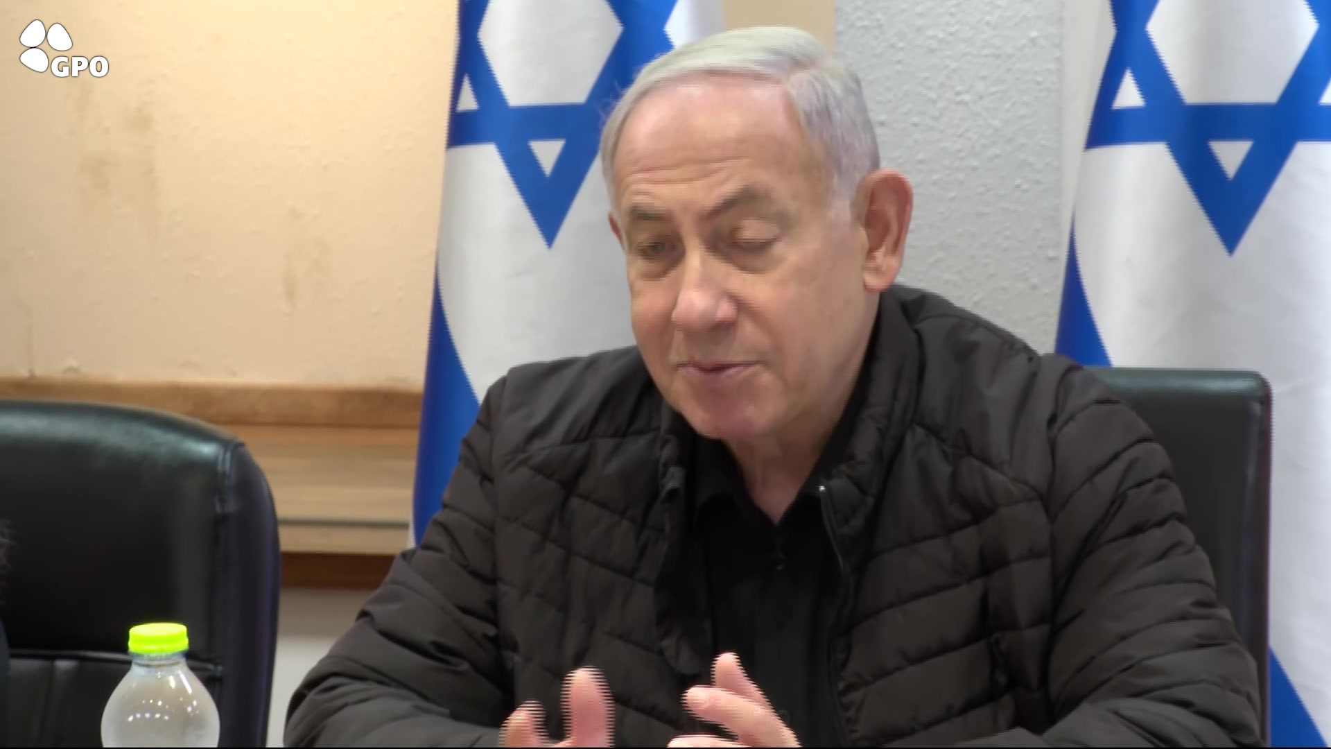 נתניהו עם משפחות החטופים לעם