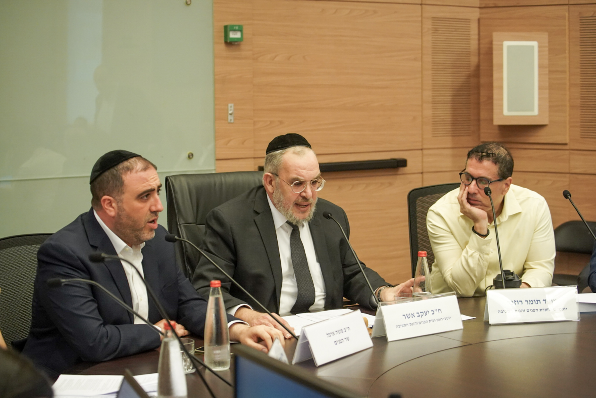 שר הפנים: נקבל החלטה נפרדת לבחירות בעוטף עזה