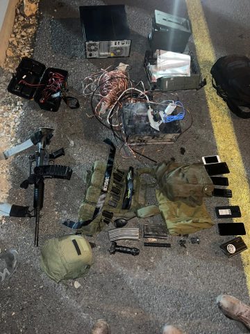 ציוד שנתפס במהלך הפעילות (קרדיט: דובר צה"ל)