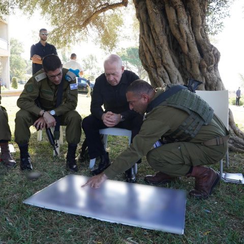 גלנט מקבל סקירה בגבול הצפון