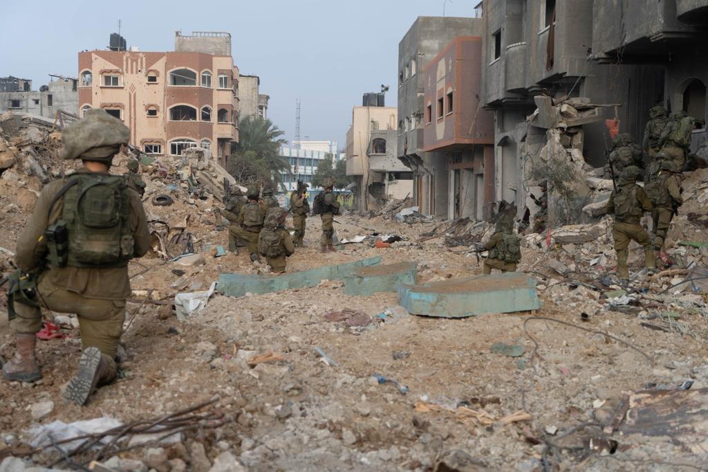 בלב רצועת עזה: צה"ל השתלט על מעוז חמאס. צפו