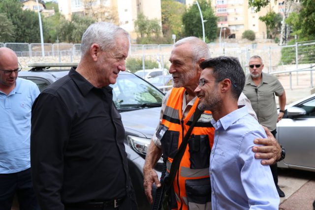 גנץ בביקורו בצפון (דוברות המחנה הממלכתי)