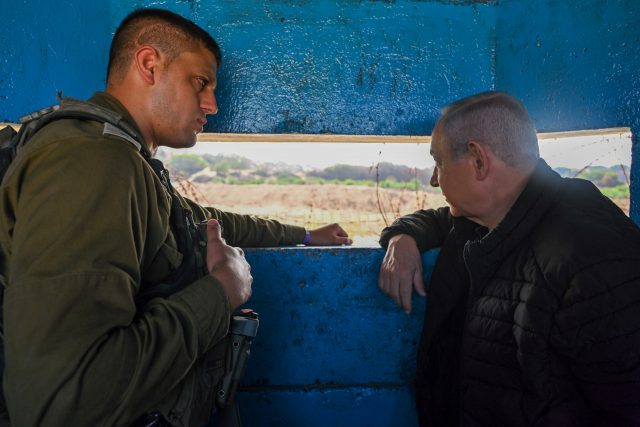 נתניהו ללוחמים: "אין מקום בעזה שלא נגיע אליו"